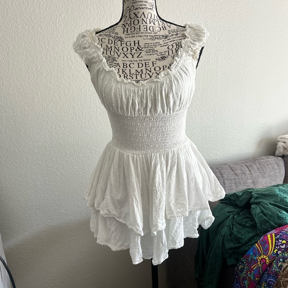 Princess Polly Pants - Princess Polly Elegant White romper